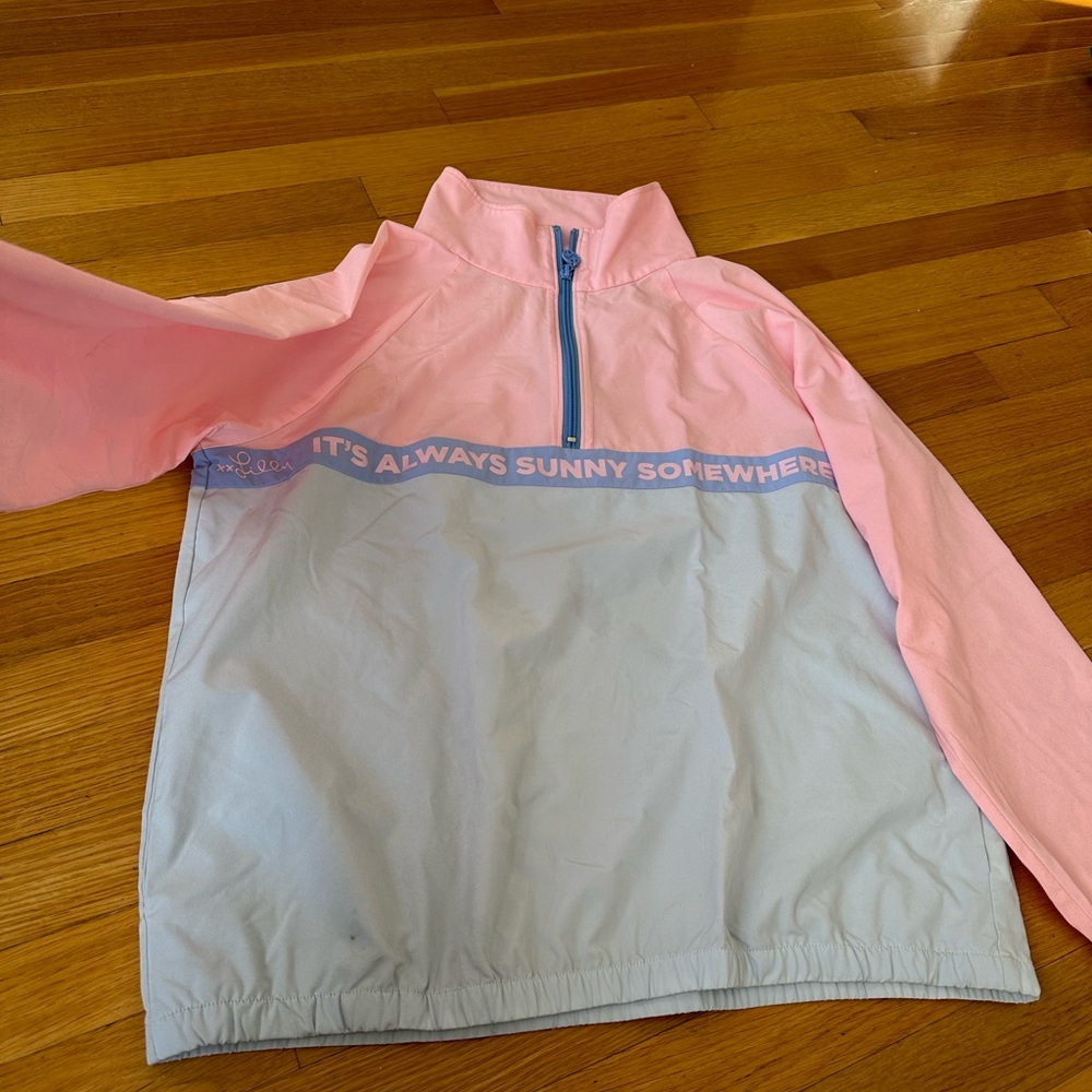 Lilly Pulitzer size M thin pullover